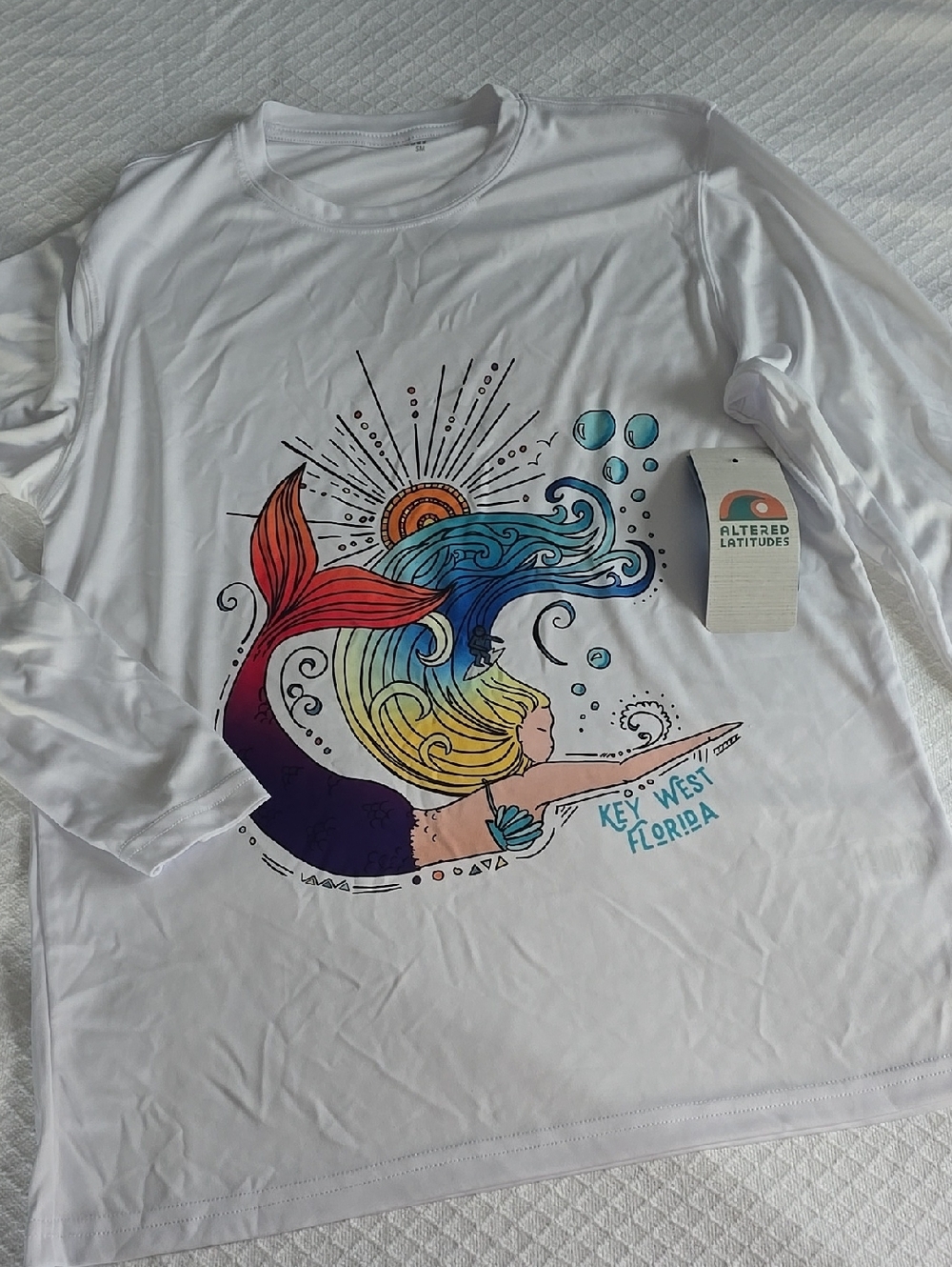 🌞💥Altered Latitudes Women’s White Key West Mermaid Graphic Tee - Picture 2 of 10